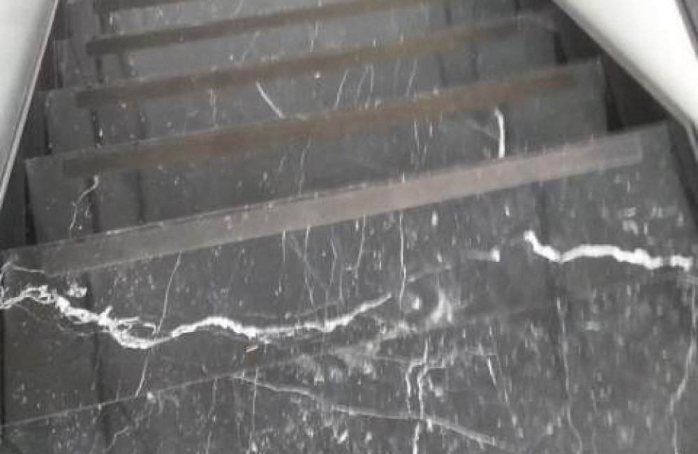 HTS - stubište - mramor (Nero MarQuinia) #3